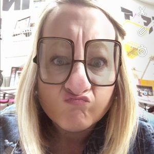 Meet your Posher, Tiffany